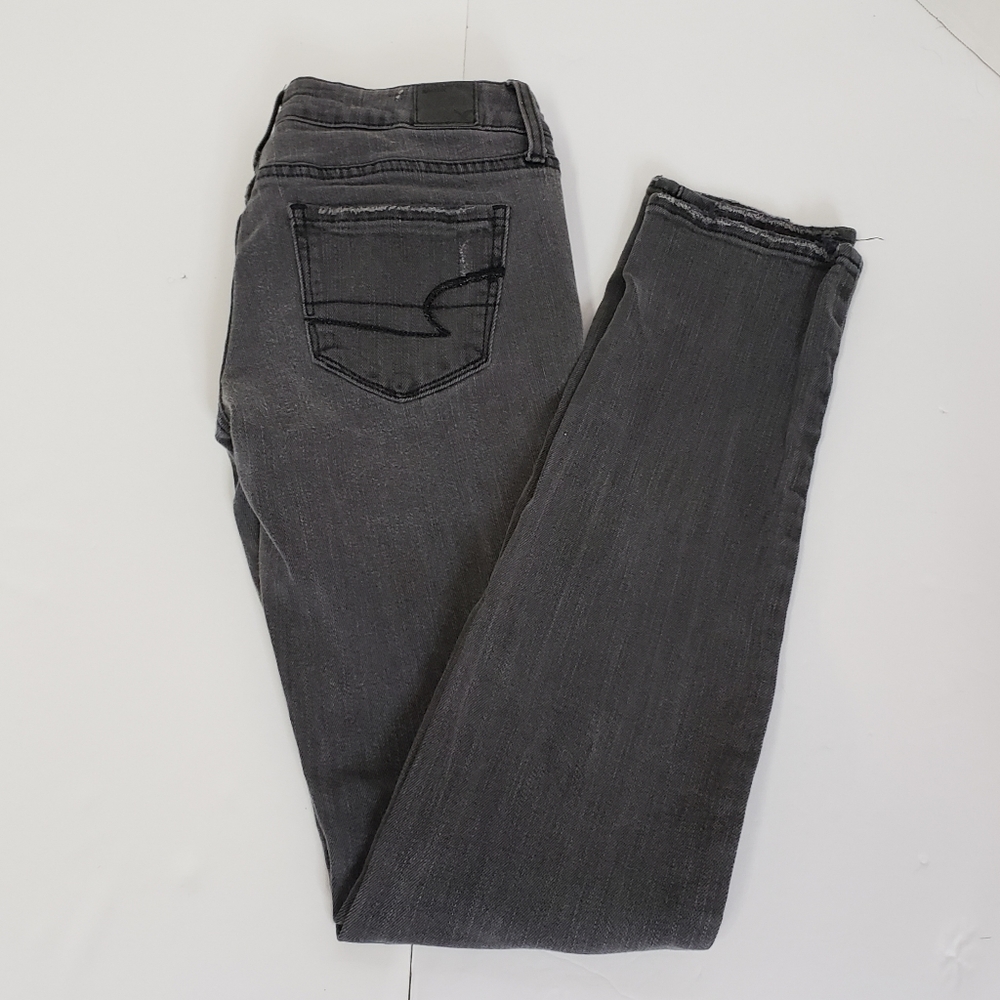 American Eagle Outfitters Stretch Skinny Size 2.